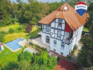 Exklusive Fachwerkvilla mit Pool, Weitläufigem Grundstück und Bauoption - Magdeburg