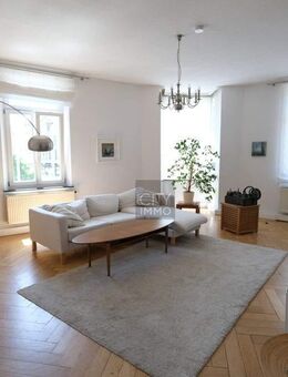 City Immobilien - Jugendstilwohnung mit 196 m² Wohnfläche direkt am Friedrich-Ebert-Platz - Nürnberg