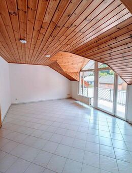 Helle und großzügige 3 1/2 -Zimmer-Wohnung mit Balkon - Schönau (Baden-Württemberg)