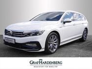 VW Passat Variant, R-Line, Jahr 2020 - Gengenbach