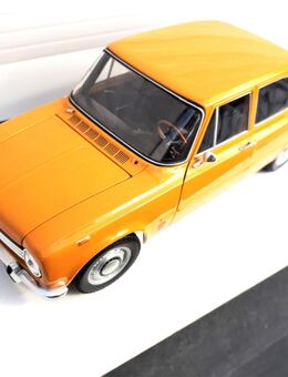 Modellautos 1:18---1 x Alfa Romeo DTM V 6 --155 Rennmodelle.1x Limousine Siehe die Fotos - Meckenheim