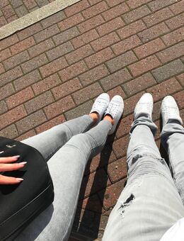 Er sucht ihn am Samstag - Essen