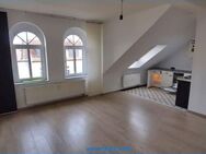 2-Raum-Dachgeschosswohnung in Köthen in Hochschulnähe - mit Küche - ideal für Studenten - Köthen (Anhalt)