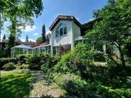 Großzügige Villa am Waldrand mit angrenzendem Bauland - Röthenbach (Pegnitz)