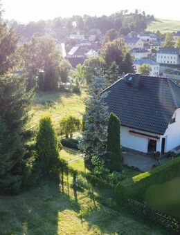 Ihr neues Zuhause in Schönheide - Charmantes Einfamilienhaus mit Garten, Terrasse und Balkon - Schönheide