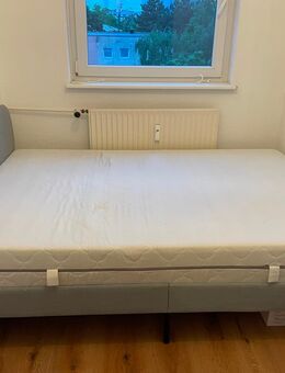 Bett und Matratze 140x200 Selbstabholung und Abbau - Berlin Spandau