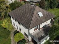 Gepflegtes freistehendes Einfamilienhaus mit Garage und großem Grundstück - Sontra