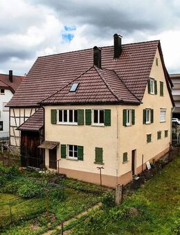 Hier dürfen Sie ran! Sanierungsbedürftiges Haus mit Scheuer - Schönaich