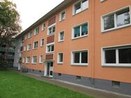 **3-Zimmer-Wohnung mit Balkon in zentraler Lage** - Duisburg