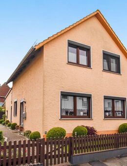 Bremen-Grohn: Freistehendes Einfamilienhaus mit Sonnenterrasse und Carport in bevorzugter Lage - Bremen
