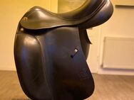 Prestige Top Dressage Dressursattel 17“ Sitz 33 Kammerweite, guter Zustand - Haigerloch