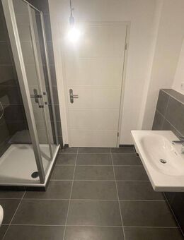 zentrale 5-Zimmer - modernisiert mit Balkon & Küche - Ibbenbüren