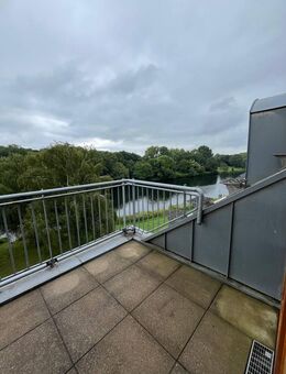 Gemütliche und stilvolle Dreizimmerwohnung mit direktem Blick auf den Werdersee - Bremen