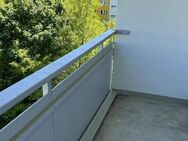 2 Raumwohnung mit Balkon! - Halle (Saale)