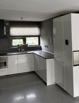 Rabatt Ikea Hochglanz L Küche Inklusive Geräte sehr gut Zustand Nr(122) - Köln