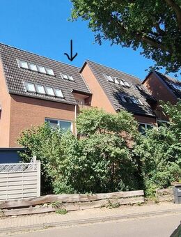 Beste Lage in Lilienthal: 4 Zimmer-Maisonette-Wohnung + Loggia + Stellplatz - Lilienthal
