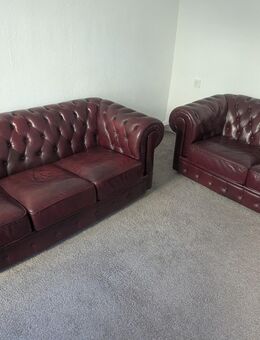 Chesterfield Coach / Sofa 2er und 3er / Echtleder - Arnsberg