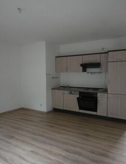 +++ Helle, moderne Wohnung mit Aufzug und EBK +++ - Chemnitz
