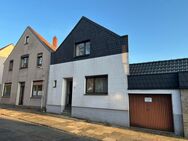 PURNHAGEN-IMMOBILIEN - Älteres Einfamilienhaus mit Garage am Rande des Zentrums von Bremen-Vegesack - Bremen