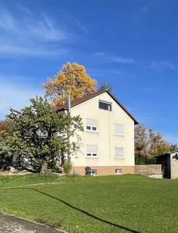 Großes Grundstück, großes Haus mit Wintergarten & Einnahmen durch LKW-Garage - Bodelshausen