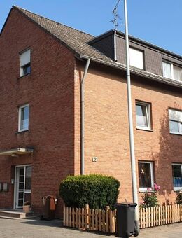 Gemütliche 3-Zimmer-Wohnung mit Balkon und neuem Bad in 3-Fam.-Haus - ruhig und doch zentral - Mönchengladbach