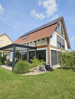 Wohlfühlen! Modern! Energieeffizient! neuwertiges Einfamilienhaus in Langquaid - Langquaid