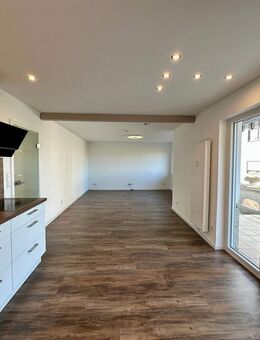 Modern I Umfassend renoviert I Bezugsfertig I Einbauküche & Garage - Ihre neue Eigentumswohnung in Bitburg-Stahl! - Bitburg