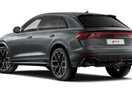 Audi RSQ8, Audi Q8 tiptron, Jahr 2022 - Füssen