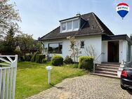 Exklusive Villa mit großem Garten und hochmoderner Ausstattung in Hamburg-Rahlstedt! - Hamburg