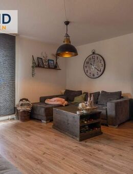 Helle 3,5-Zimmer-Etagenwohnung mit Balkon und Aufzug in gepflegtem Mehrfamilienhaus! - Essen