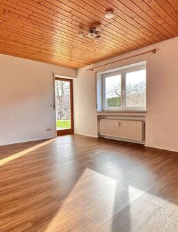 MIT SAUNA & GARTEN! Zauberhafte 2 1/2-Zimmerwohnung mit SüdTerrasse bei Horgenzell - Horgenzell