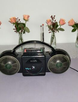 Rarität - Stereo Radio Cassetten Recorder von Philips - Triftern