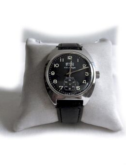 Schwarze Armbanduhr von BWC - Nürnberg