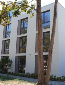 City-Apartment am Großen Garten, 1 Zimmer, möbliert mit Einbauküche, Bad und Flur. PKW- Platz in TG Garage auf Wunsch - Dresden