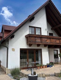 Viel Platz, viele Möglichkeiten - großzügiges Einfamilienhaus mit Wohlfühlgarantie - Strullendorf