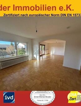 Leimen: 3 ZKB hoch am Hang, Terrasse u. Garage, renoviert - Leimen (Baden-Württemberg)