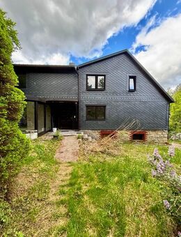 Preisreduzierung! Doppelhaushälfte mit großem Garten und Wintergarten in Schalkau! - Schalkau