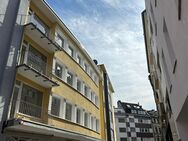 Urbanes Wohnen in der Huhnsgasse: 3-Zimmer-Wohnung mit ca. 76 m² und Balkon - Köln