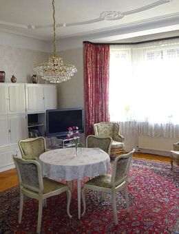 Provisionsfrei! Charmante 3-Zi.-Whg m. Balkon am Hölderlinplatz (Stgt-West) - Stuttgart