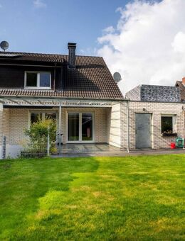 Doppelhaushälfte mit ca. 221 m² Wohn- und Nutzfläche - Ideal für Mehrgenerationen, Familien mit Teenagern oder Wohnen & Arbeiten unter einem Dach - Soest