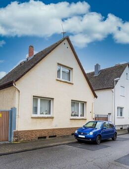*Sanierungsbedürftig mit Anbau- und Ausbaumöglichkeiten* Tageslichtbad, Garage, Schuppen, gr. Garten - Bischofsheim