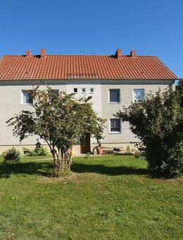 Modernisiertes Mehrfamilienhaus auf großem Grundstück in schöner Lage von Hohenfinow - Hohenfinow
