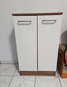 Kleiner Schrank - Grafenau (Baden-Württemberg)
