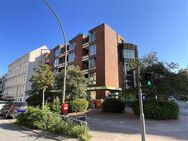 Gepflegte, vermietete 2 Zimmer WHG mit zwei Balkonen, ca. 53,60 m², 4. OG. an der Dorotheenstraße - Hamburg