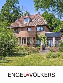 Rarität im Villenviertel: Rotklinkervilla mit traumhaftem Grundstück in Bestlage - Ahrensburg