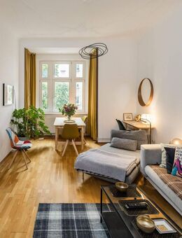 Rarität im Bötzowviertel: sanierte 4-Zimmer-Altbauwohnung mit Südwest-Balkon - Berlin