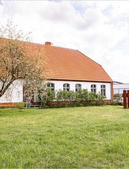 TOP SANIERT und PROVISIONSFREI !!! Vielfältig nutzbares historisches Gebäude mit modernem Werkstattgebäude - Obere Warnow