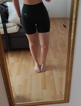 Gymshark Vital Shorts in Woodland Green Marl - Berlin