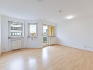 Hegerich: Geräumige 1 Zimmerwohnung mit Balkon und Tiefgarage im Norden von Nürnberg! - Nürnberg