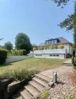"Toplage Sonnenberg" Einfamilienhaus in sehr beliebter und ruhiger Halbhöhenlage - Wiesbaden